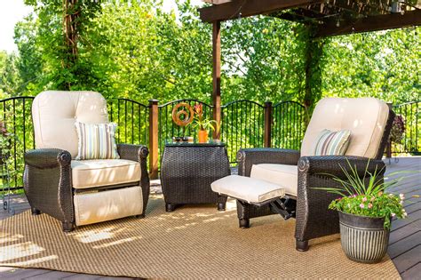Dining table with chairs 44. Breckenridge Tan 3 Pc Patio Furniture Set: Two Recliners & Side Table - La-Z-Boy Outdoor