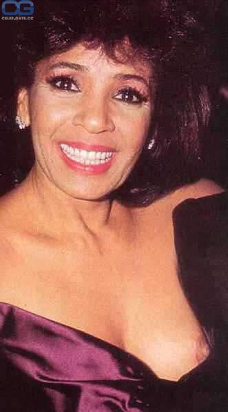 Shirley Bassey Goldfinger My Xxx Hot Girl