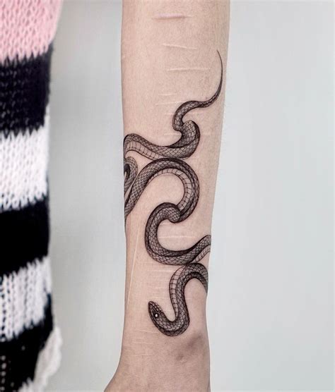 23 Blackwork Snake Tattoo Ceilidhshelby