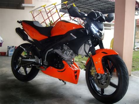 Lampu led untuk membuat lampu emergency diy. Apa jenis lampu depan FZ150i ni?