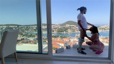 I Vicini Di Public Sex Sul Balcone Sono Scioccati