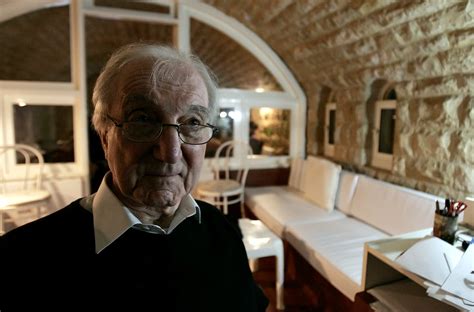 Father Of Modern Iraqi Architecture Dies After Contracting
