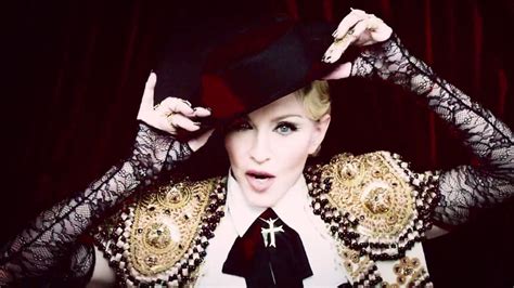 Madonna Estrena Su Nuevo Video Del Tema Living For Love VIDEO Telemundo