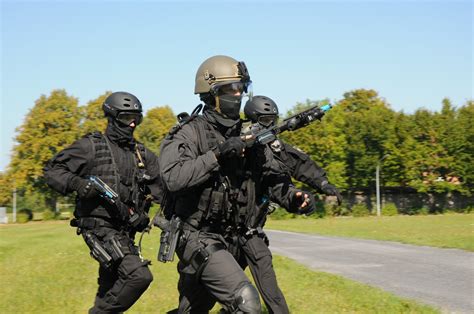 Lka Sh 40 Jahre Spezialeinheiten Der Landespolizei In Schleswig