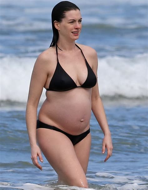 Pregnant Anne Hathaway In Bikini At A Beach In Hawaii 01032016 Hawtcelebs