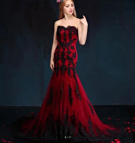 Black And Red Gothic Wedding Dresses Mermaid Sweetheart Lace Appliques