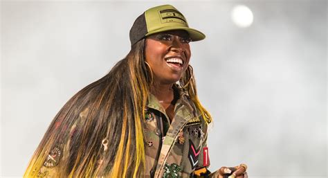 Missy Elliott Sent This Bride She Doesnt Know 1300 Heres Why