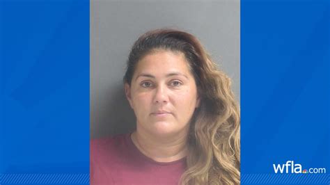 florida 14 year old mom charged in national identity theft plot deputies say wfla