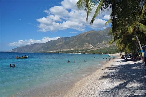 Hotellet har takrestaurant, steakhouse, kino og kultursenter i samme bygg, og et flott og innholdsrikt spa. Haiti beach - A Travel Blog fuelled by Coffee & Culture
