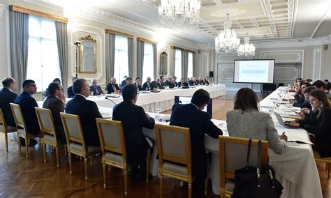 Jul 01, 2021 · in the new economy we anticipate after this pandemic exhausts itself, digital communications will play a central role. Presidente Duque inicia búsqueda de consensos para sacar ...