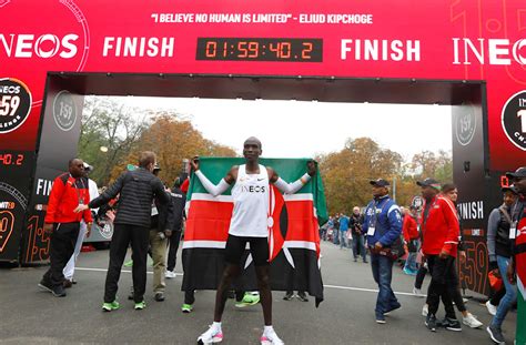 Eliud Kipchoge Is First Marathon Runner To Break Two Hour Barrier Aol