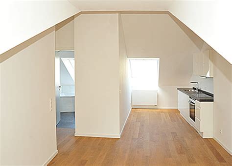 Ich biete 2 zimmer wohnung in innenstadt frankfurt am main, zeil sieht man von dem balkon. Kernsanierung | Sanierung, Renovierung von Wohnungen ...