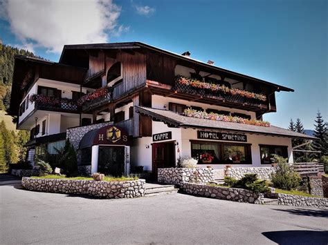 Lesen sie die wichtigsten internationalen nachrichten auf der rt de webseite. Hotel Sporting, Civetta, Italija | MountVacation.si