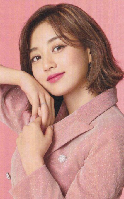 Jihyo Pics On Twitter Pink Is Her Color Https T Co P1rfsNiUnv