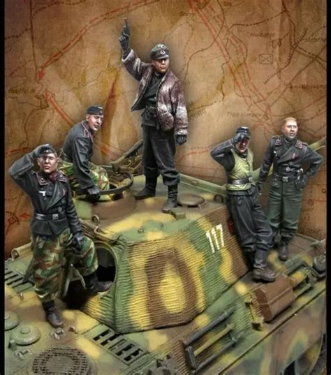 135 Scale German Panther Tank Crew Ww2 Resin Model Kit Wwii 5 Figures