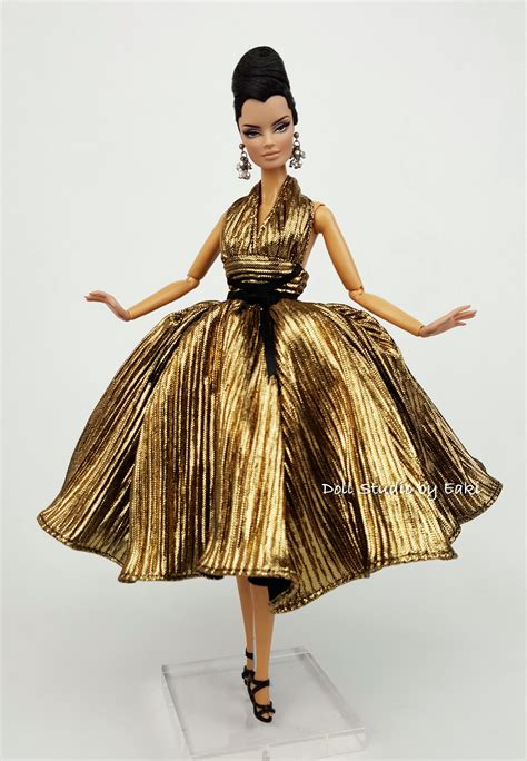 Pin By Cha Eaki On Barbie Fashion Royalty Dress Outfit Gown By Eaki