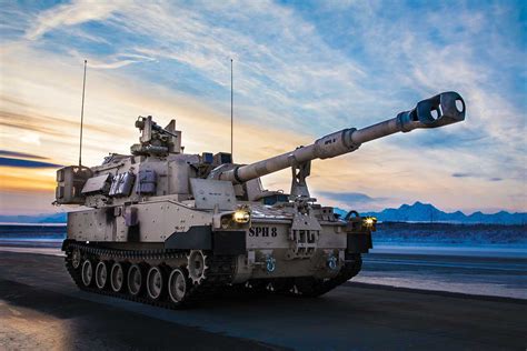 M109a6e self propelled howitzer almost done about 95% there will make the last update over next few days. Paladin Family of Vehicles (FOV) — M109A6 Paladin/M992A2 ...