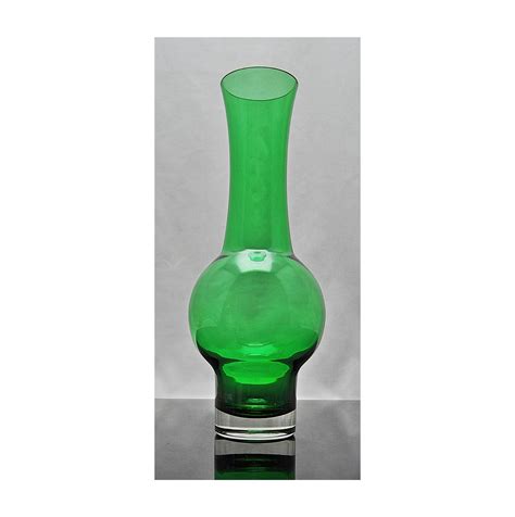 Riihimaki Green Vase 1371 By Aimo Okkolin Etsy Green Vase Vase Riihimaki