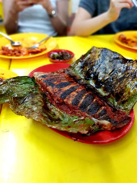 #4 medan ikan bakar melaka serkam # 5 seri muara alai hj.nasir ikan bakar alamat: 10 Tempat Makan Ikan Bakar Di Melaka 2020 (WAJIB SERANG ...