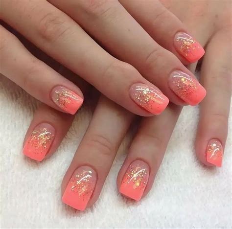 Pin By Amec On Nails Coral Nails With Design Shellac Nail Colors