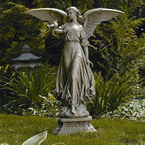 Garden Statues That Will Make Your Garden Fully Grand Decorifusta