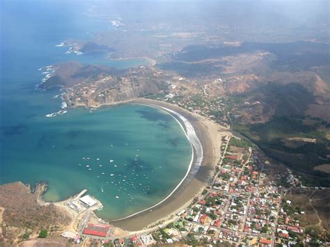 Takes about 45mins and costs 30c$. SAN JUAN DEL SUR | Honduras Traveling