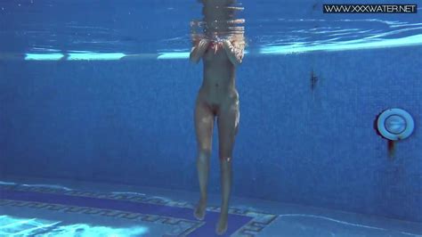Famous Mary Kalisy Is Posing Swimming Naked For Xxxwater