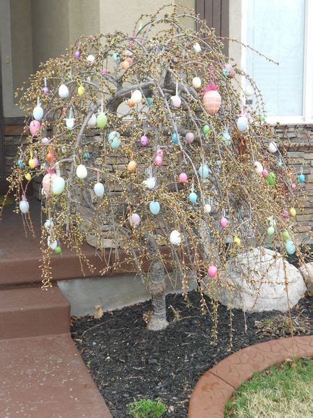 Colorful Easter Egg Tree Ideas To Celebrate The Easter Day Home To Z Coloring Easter Eggs