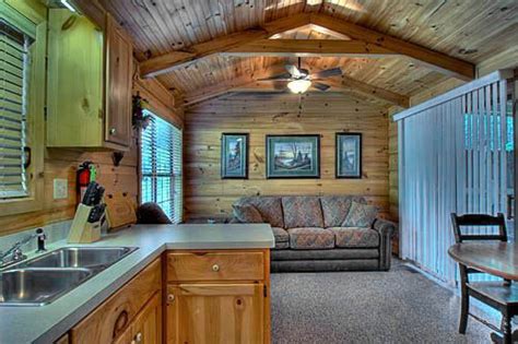 We really enjoyed our stay at cozy creek! Cozy Creek Cabin in Gatlinburg Tennessee