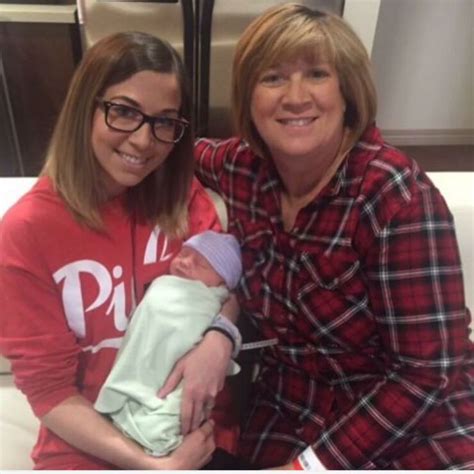 texas woman gives birth to her own granddaughter
