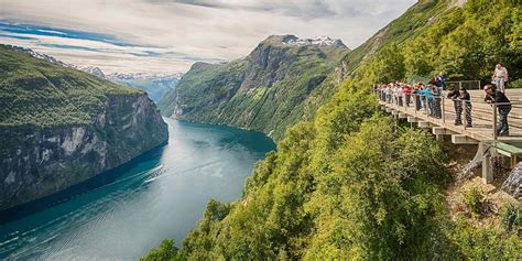Norske fjorde | Hurtigruten | Hurtigruten DK