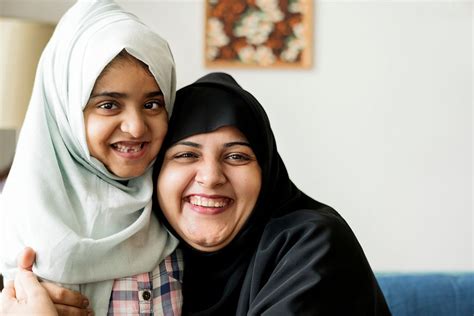 Sweet Muslim Mother And Daughter Premium Photo Rawpixel