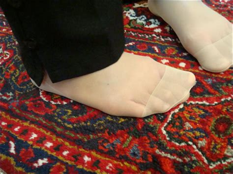 Persian Feet دوست دختر من ماهه خیلی دوستش دارم A Photo On Flickriver