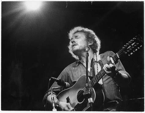 See more ideas about gordon lightfoot, lightfoot, gordon. A chance Gordon Lightfoot encounter is wasted on the young ...