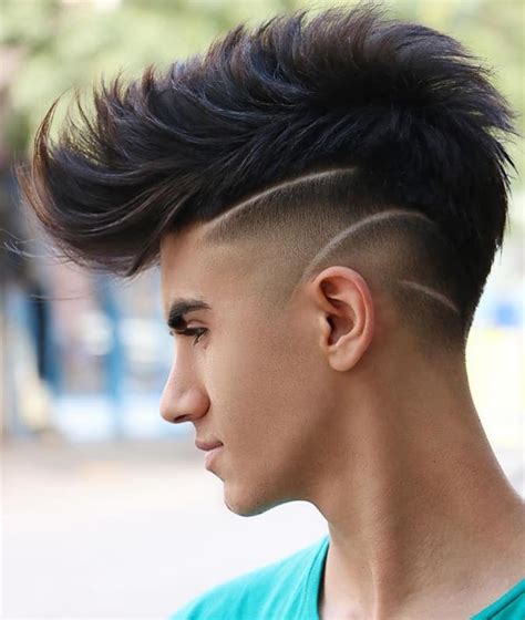 20 Incredible Feathered Hairstyles For Men To Try In 2024