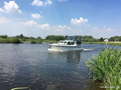 10.30 x 3.50 x 0.75m, steel hard chine hull, steel deck and superstructure, aluminium window frames. Pedro Solano 33 mieten - Leerdam - Niederlande/Holland