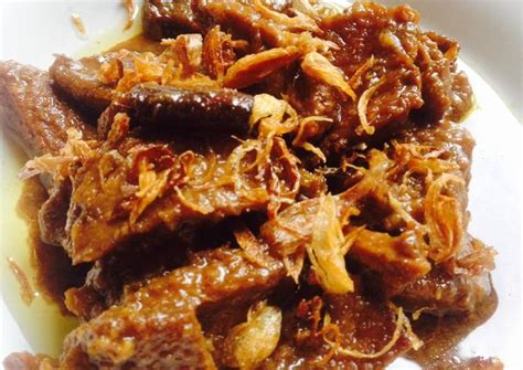 Resep cara masak semur daging sapi paling enak dijamin empuk resep bahan dan bumbu sebagai berikut : Resep Daging sapi bumbu lapis oleh dita surya p - Cookpad