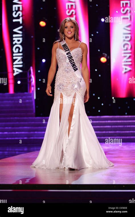 Miss West Virginia Usa Whitney Veach In Attendance For 2011 Miss Usa
