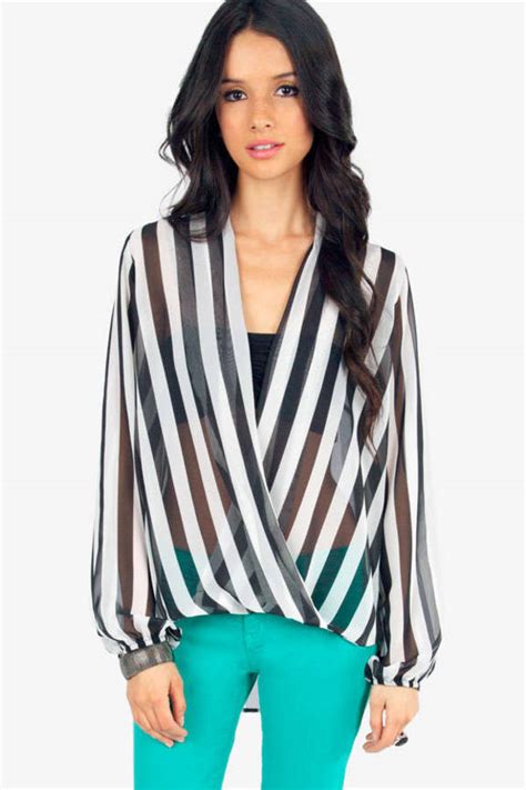 Twist Front Blouse In Black And Ivory 42 Tobi Us