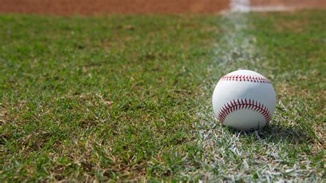 Baseball Fan Strikes Out After Failing To Catch Foul Ball Three Times