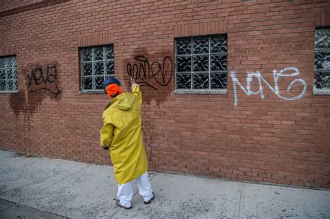 Nypd Launches Graffiti Clean Up Campaign To Start In The Spring Boro