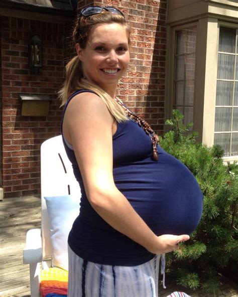 10 Things That Scared The Hell Out Of Me During My Twin Pregnancy