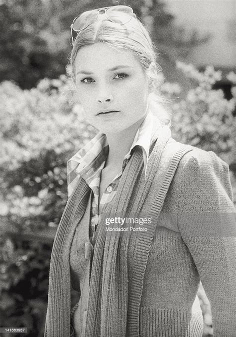 Close Up Of The Swedish Actress Janet Agren In Rome In A Garden 1975 News Photo Getty Images