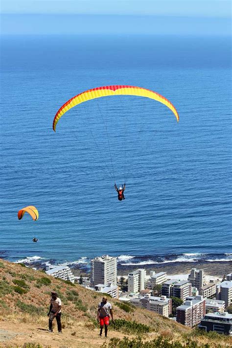 What You Need To Know About Cape Town Tandem Paragliding Local