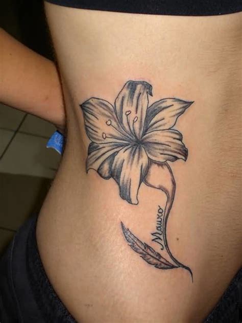 Whether expressing yourself or paying tribute to loved ones, a flower tattoo can say more than words. 39 best Simple Flower Tattoos images on Pinterest | Flower ...