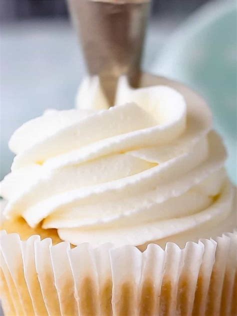 Light And Fluffy Whipped Cream Frosting Baking A Moment