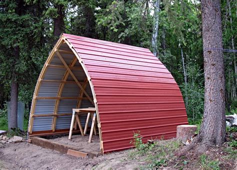 Here are the 15 most popular shed roof styles with their advantages and disadvantages to help with you. An awesome bow-roof shed! | Arched cabin, Roof design ...