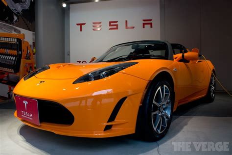 Последние твиты от tesla (@tesla). It's official: Tesla is launching a new Roadster in four ...