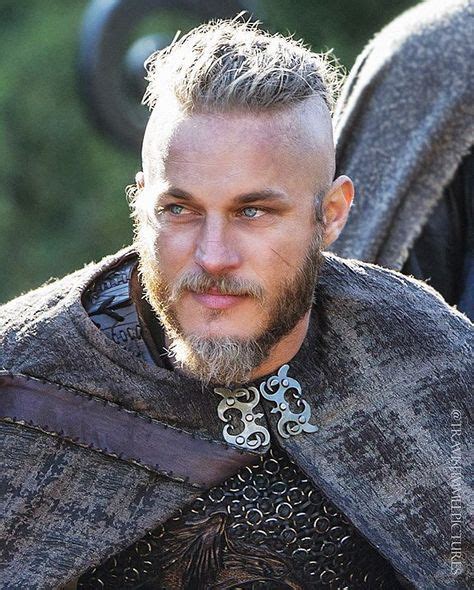 La Vraie Histoire De Ragnar Lodbrok Ragnar Lothbrok Vikings Vikings