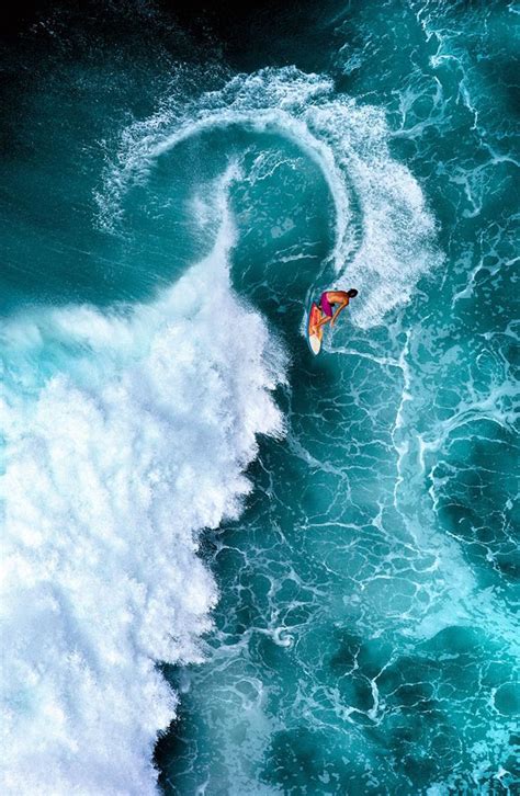 Surfer By Vincent Laforet Surfingpictures Surfing Photography Beach